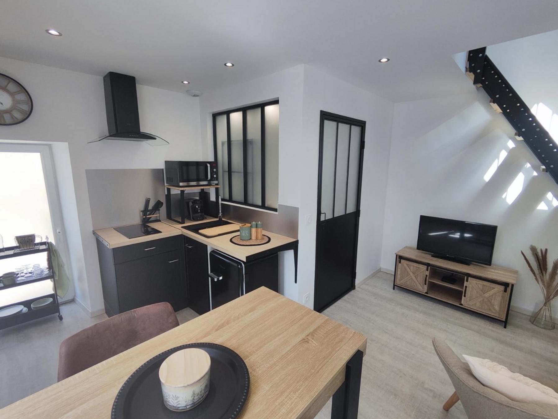 Apartment Neuf Situe Au Coeur D'un Bourg Paisible Pacé
